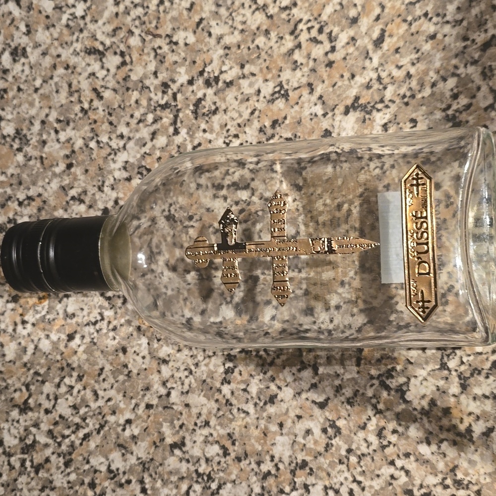 Vsop D'usse Cognac bottle pint